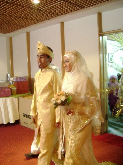 berarak masuk